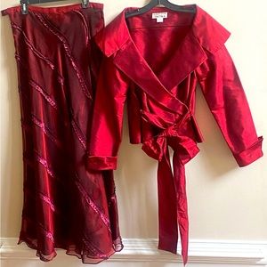 Sophisticated & Stylish!  2-Piece Formal Silk Outfit